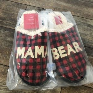 Wondershop Large Mama Bear Buffalo PlId Slippers